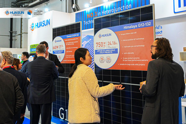 huasun-heterojunction-illuminates-spain-and-poland-at-genera-and-enex2.jpg