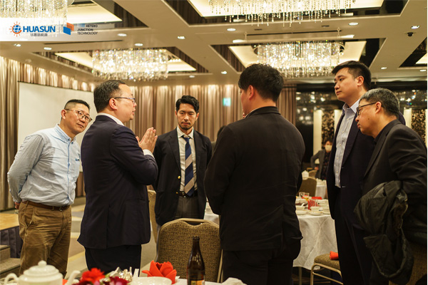 Huasun-Heterojunction-Units-Top-Players-in-Tokyo-03.jpg