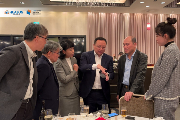 Huasun-Heterojunction-Units-Top-Players-in-Tokyo-04.jpg